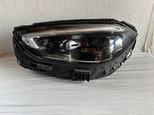 Laden Sie das Bild in den Galerie-Viewer, Frontscheinwerfer Mercedes-Benz A2069064703 LED Links Scheinwerfer Headlight SCH2339089254wb