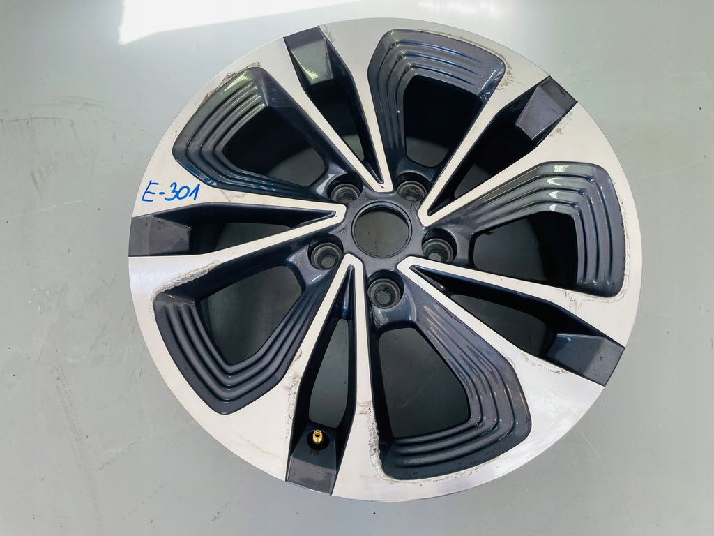 1x Alufelge 17 Zoll 7.0" 5x114.3 48ET 403001015R Renault 1 Rim Wheel