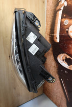 Laden Sie das Bild in den Galerie-Viewer, Frontscheinwerfer Mercedes-Benz Gla A1569062300 Xenon Links Headlight SCH1031834688hk
