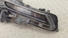 Laden Sie das Bild in den Galerie-Viewer, Frontscheinwerfer Toyota Corolla 81110-02S70 LED Rechts Scheinwerfer Headlight