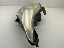 Laden Sie das Bild in den Galerie-Viewer, Frontscheinwerfer Toyota Avensis 8116605310 Links Scheinwerfer Headlight SCH5540808925rm