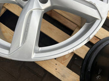 Load image into Gallery viewer, 1x Alufelge 20 Zoll Schwarz 8R0601025D Audi Q5 Rim Wheel FEL1134699581wf