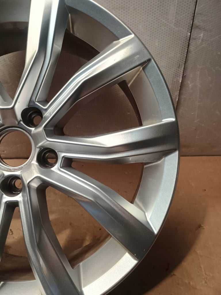 1x Alufelge 18 Zoll 7.0" 5x112 2GA601025D VW T-Roc Rim Wheel FEL9096667594pr