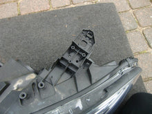 Laden Sie das Bild in den Galerie-Viewer, Frontscheinwerfer Mercedes-Benz Cla A1179066100 Links Scheinwerfer Headlight SCH4653176613ly