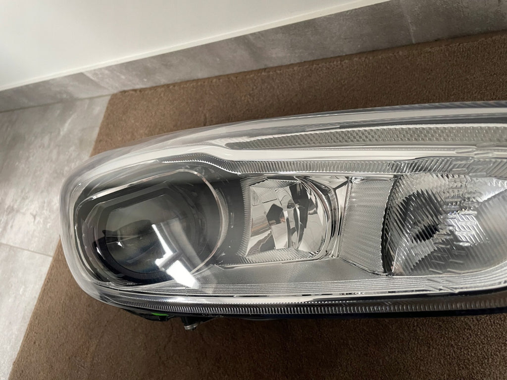 Frontscheinwerfer Ford Focus Rechts Scheinwerfer Headlight