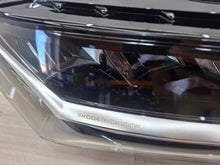Laden Sie das Bild in den Galerie-Viewer, Frontscheinwerfer Skoda Superb 3P1941016 Rechts Scheinwerfer Headlight SCH1318048710aa