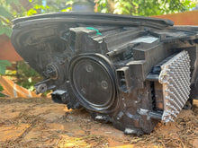 Laden Sie das Bild in den Galerie-Viewer, Frontscheinwerfer BMW 2 F45 F46 7214903 Links Scheinwerfer Headlight