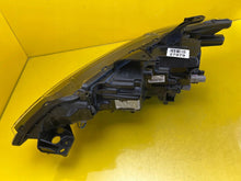 Laden Sie das Bild in den Galerie-Viewer, Frontscheinwerfer Mitsubishi Outlander III 8301D3-32 LED Rechts Headlight