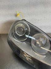 Laden Sie das Bild in den Galerie-Viewer, Frontscheinwerfer VW Golf V I 1K6941032 Rechts Scheinwerfer Headlight SCH8260866074nm