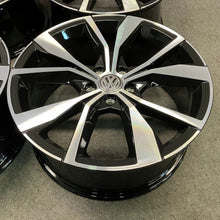 Load image into Gallery viewer, 4x Alufelge 19 Zoll 8.0" 5x112 47ET Glanz Schwarz 2GA601025AK VW T-Roc Rim Wheel FEL3781908479er