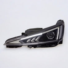 Laden Sie das Bild in den Galerie-Viewer, Frontscheinwerfer Hyundai Elantra 92101-F2 LED Links Scheinwerfer Headlight