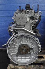 Load image into Gallery viewer, Motor Mercedes-Benz Cla X117 270910 1.6 CGI 122PS 90kW 107TKm Benzin Unkomplett