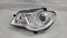 Laden Sie das Bild in den Galerie-Viewer, Frontscheinwerfer VW Touran 1t1 1T1941005B Links Scheinwerfer Headlight