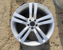 Load image into Gallery viewer, 1x Alufelge 20 Zoll 8.5" 5x112 45ET Silber A2044012402 Mercedes-Benz X204 FEL7337250987mr