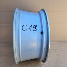 Laden Sie das Bild in den Galerie-Viewer, 1x Alufelge 17 Zoll 7.5" 5x112 8V0601025S Audi A3 Rim Wheel FEL8854600031dd
