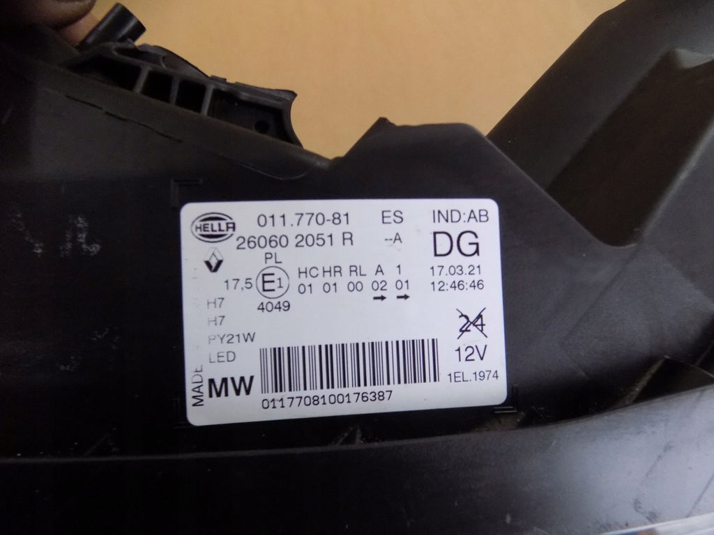 Frontscheinwerfer Renault Kadjar 260602051R Links Scheinwerfer Headlight SCH6099991761zd