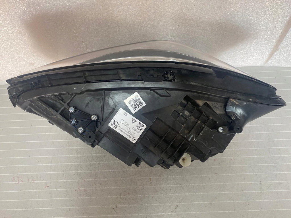 Frontscheinwerfer Mercedes-Benz W247 A2479065803 LED Rechts Headlight SCH6822015411mm