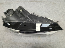 Laden Sie das Bild in den Galerie-Viewer, Frontscheinwerfer VW Golf Sportsvan 517941036A-SCZ 90111565517941036 LED Rechts SCH4666487555mt