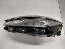 Laden Sie das Bild in den Galerie-Viewer, Frontscheinwerfer VW Passat 3J1941005 LED Links Scheinwerfer Headlight SCH5602906384gl