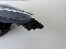 Laden Sie das Bild in den Galerie-Viewer, Frontscheinwerfer Ford Focus F1EB-13D154-AB Rechts Scheinwerfer Headlight SCH6026984540bd