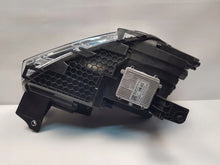 Laden Sie das Bild in den Galerie-Viewer, Frontscheinwerfer Ford Tourneo Connect 2KF941035F 2KF941036F LED Ein Satz SCH1728427391yw