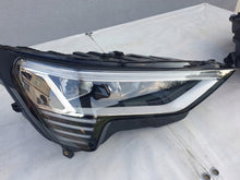 Load image into Gallery viewer, Frontscheinwerfer Audi E Tron 4KE941039 4KE941040 LED Ein Satz Headlight SCH6890603783av