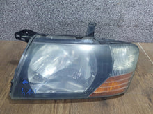 Laden Sie das Bild in den Galerie-Viewer, Frontscheinwerfer Mitsubishi Pajero III Xenon Links Scheinwerfer Headlight