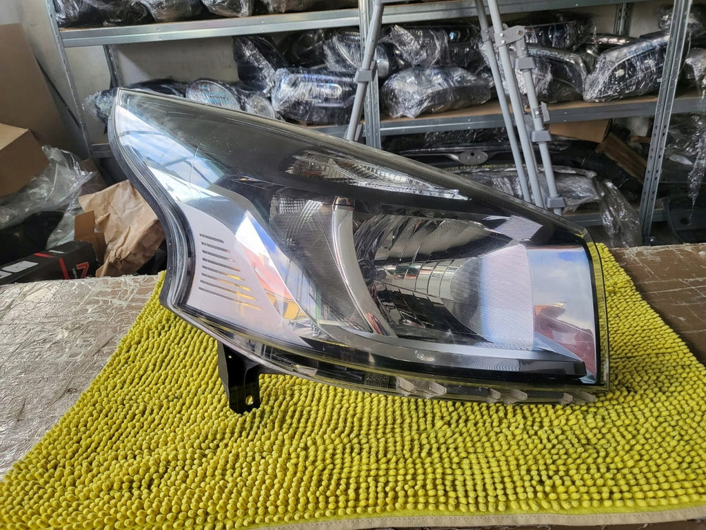 Frontscheinwerfer Fiat Talento Trafic III 261005469R Rechts Headlight