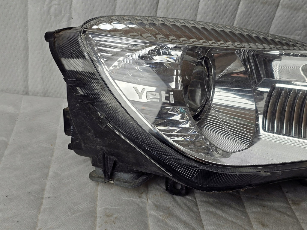 Frontscheinwerfer Skoda Yeti 5L1941016B 1K0941329 Xenon Rechts Headlight