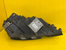 Laden Sie das Bild in den Galerie-Viewer, Frontscheinwerfer Skoda Octavia I 5E1941017E LED Links Scheinwerfer Headlight SCH7524516175dx
