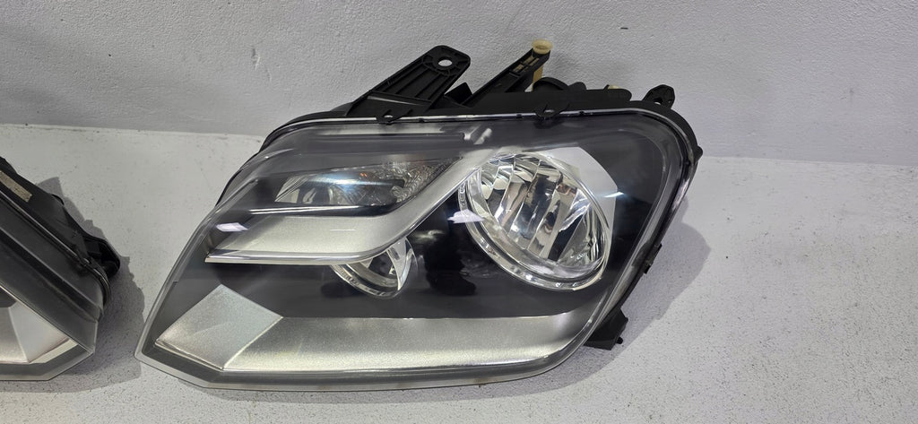 Frontscheinwerfer VW Amarok Ein Satz Scheinwerfer Headlight SCH1729044597ky