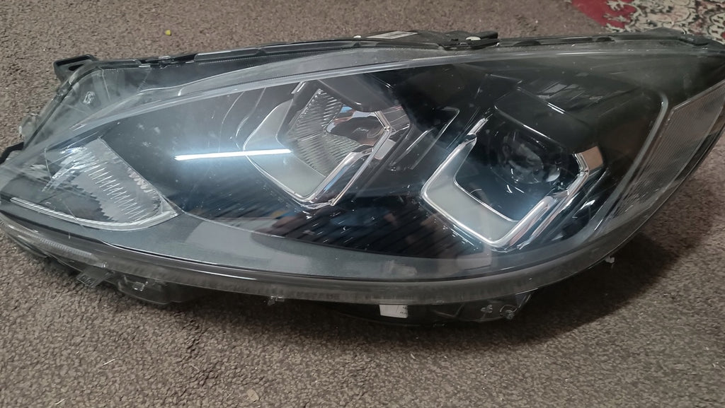 Frontscheinwerfer Ford Kuga LV4B-13E015-CD LED Ein Stück (Rechts oder Links) SCH9681930683ah