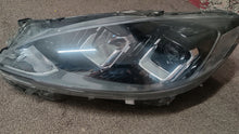 Laden Sie das Bild in den Galerie-Viewer, Frontscheinwerfer Ford Kuga LV4B-13E015-CD LED Ein Stück (Rechts oder Links) SCH9681930683ah