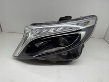 Laden Sie das Bild in den Galerie-Viewer, Frontscheinwerfer Mercedes-Benz Vito W447 A4479061401 LED Links Headlight SCH7333840553ob