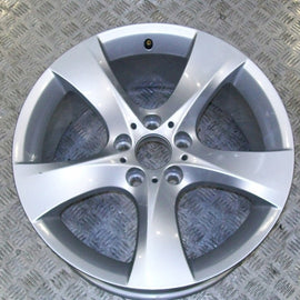 1x Alufelge 19 Zoll 9.0