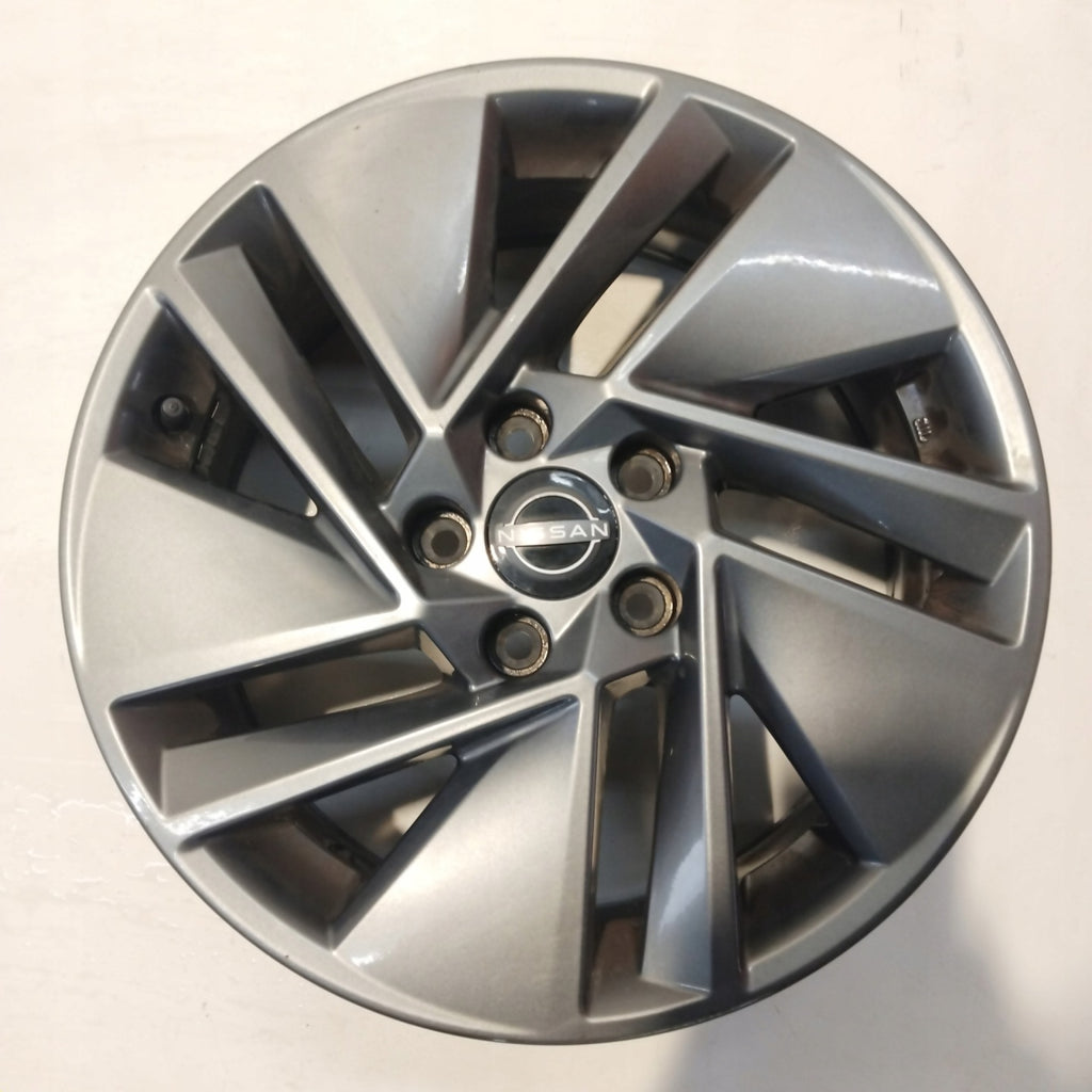 1x Alufelge 17 Zoll 7.0" 5x114.3 40ET MA156UA2A Nissan X-Trail I Qashqai J12 FEL3193857156if