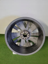 Laden Sie das Bild in den Galerie-Viewer, 1x Alufelge 19 Zoll 7.0&quot; 5x108 9809685477 Peugeot Ii Rim Wheel