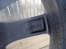 Load image into Gallery viewer, 1x Alufelge 17 Zoll 7.5" 5x112 A2134011300 Mercedes-Benz W213 Rim Wheel FEL7764371435oz