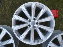 Laden Sie das Bild in den Galerie-Viewer, 4x Alufelge 20 Zoll 8.5" 5x112 37ET Glanz Silber 4K9601025 Audi A6 Allroad FEL7637021453ei