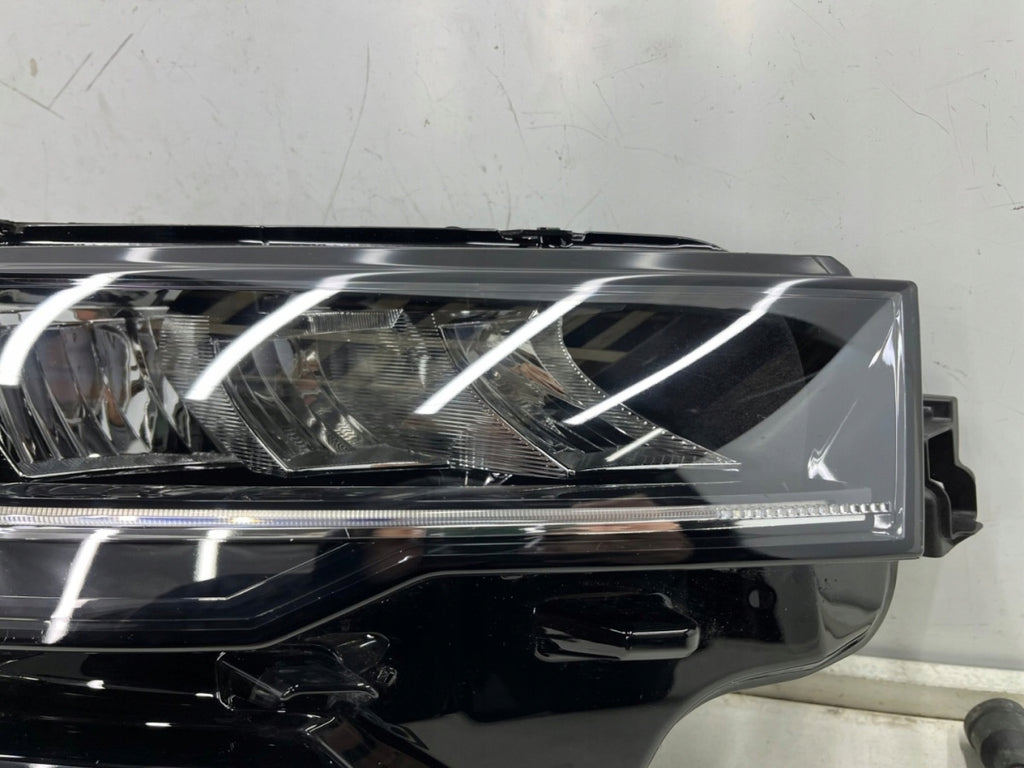 Frontscheinwerfer Skoda Karoq 57B941010 LED Rechts Scheinwerfer Headlight SCH1636005078ez