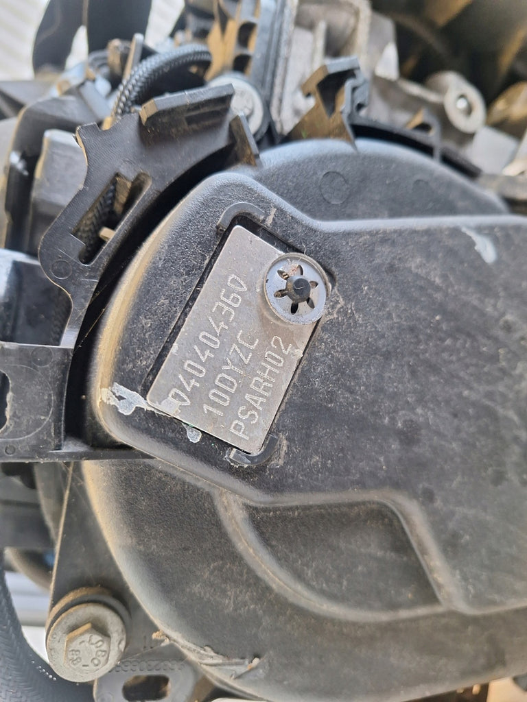 Motor Peugeot 508 10DYZC 2.0 HDI 200PS 186TKm Diesel Engine Unkomplett