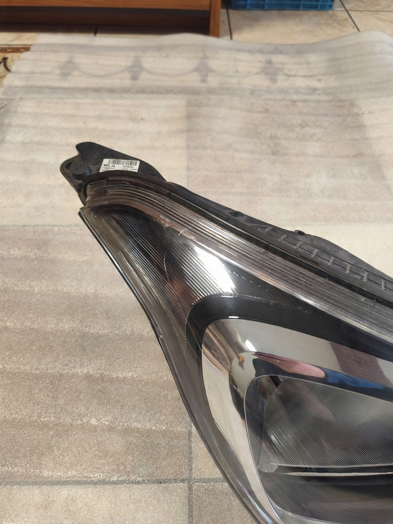 Frontscheinwerfer Hyundai I10 92102-B9000 Rechts Scheinwerfer Headlight