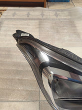 Laden Sie das Bild in den Galerie-Viewer, Frontscheinwerfer Hyundai I10 92102-B9000 Rechts Scheinwerfer Headlight
