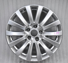 Load image into Gallery viewer, 1x Alufelge 17 Zoll 7.0&quot; 5x112 40ET Glanz Silber 3D0601025AN VW Phaeton