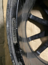 Laden Sie das Bild in den Galerie-Viewer, 1x Alufelge 22 Zoll 11.5&quot; 5x130 22115 Rim Wheel