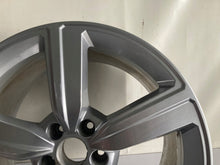 Load image into Gallery viewer, 1x Alufelge 20 Zoll 9.0" 5x112 38ET Glanz Silber 4KE601025S Audi E-Tron FEL1708578112og
