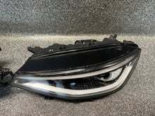 Load image into Gallery viewer, Frontscheinwerfer VW Id.4 11B941036M Ein Satz Scheinwerfer Headlight SCH5048119590kz