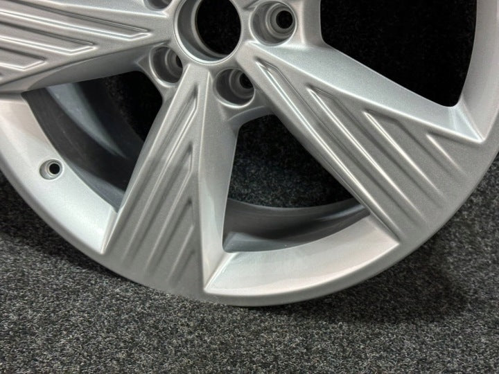 1x Alufelge 19 Zoll 89A601025B Audi E-Tron Sportback Q4 Rim Wheel FEL2501265883bc