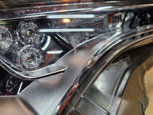 Laden Sie das Bild in den Galerie-Viewer, Frontscheinwerfer Toyota Chr C-Hr 81110-F4031-00 LED Rechts Headlight SCH4909624584wm