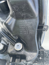 Load image into Gallery viewer, Frontscheinwerfer Toyota Yaris K0-8EU 0193579 LED Rechts Scheinwerfer Headlight SCH5689406066tt